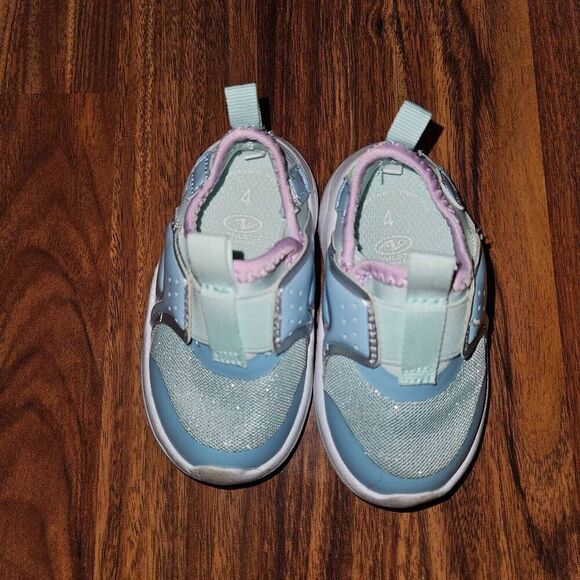 6 for $25βπ Athletic Works Blue Sparkly Slip On Sneakers Toddler Size 4 - Picture 2 of 5